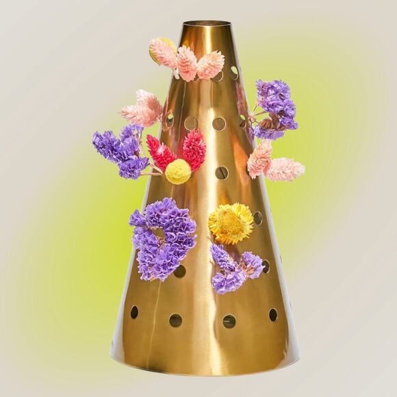 NWT Urban Outfitters Metal Stem Frog Vase Bronze Tone Home Decor Flower - Picture 1 of 8